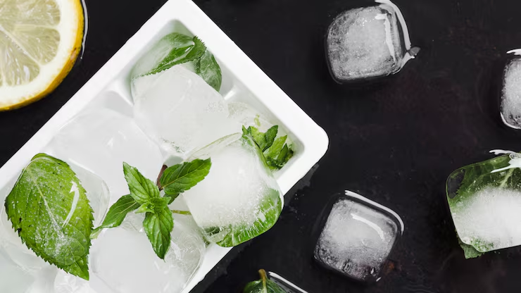 Green Tea and Mint Ice Cubes