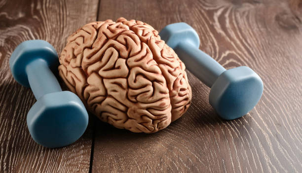 brain exercise with hands