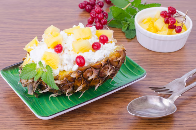 Cottage Cheese with Pineapple or Berries