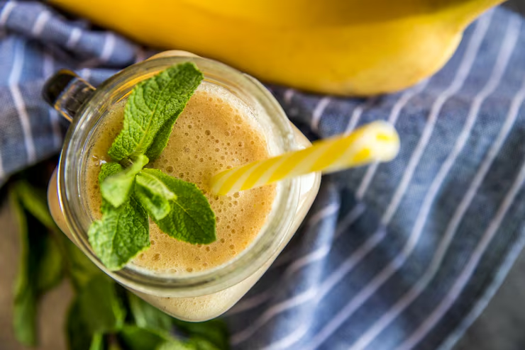 Spinach & Banana Green Smoothie