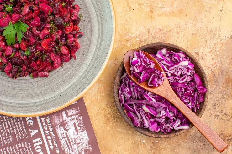 Red Cabbage and Apple Slimming Salad